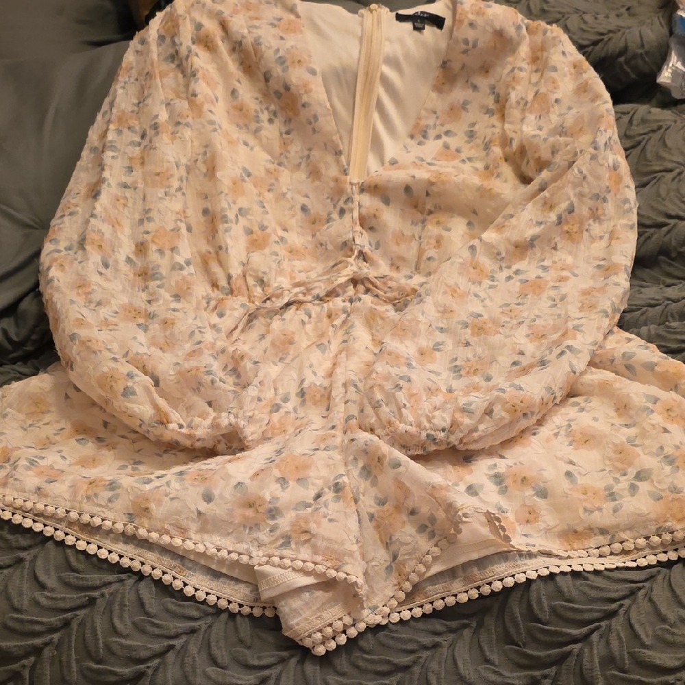 Lulu's Floral Dress with Cream and Pink Accents